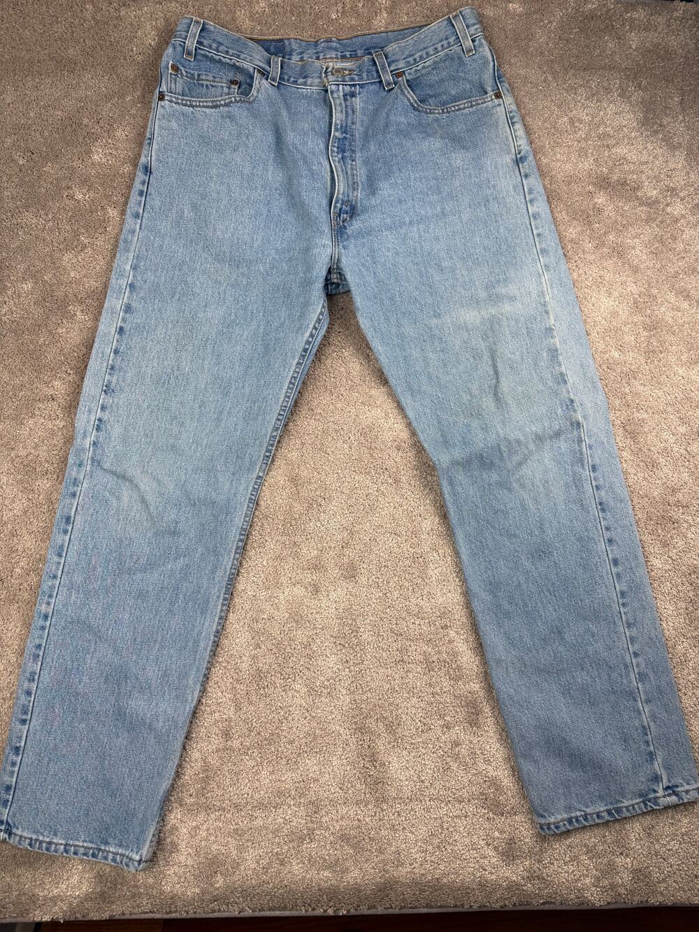 Levi's 505 Jeans Size 34x30 Light Wash Blue Straight Leg Classic Denim Casual